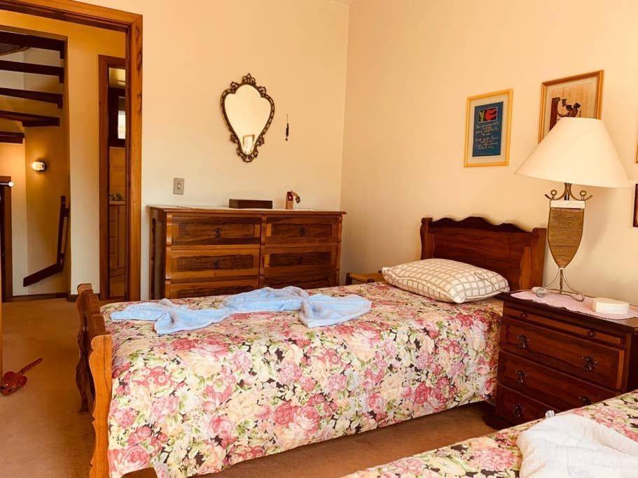 434 Casa Geminada No Centro De Gramado 8 Pessoas غرامادو المظهر الخارجي الصورة